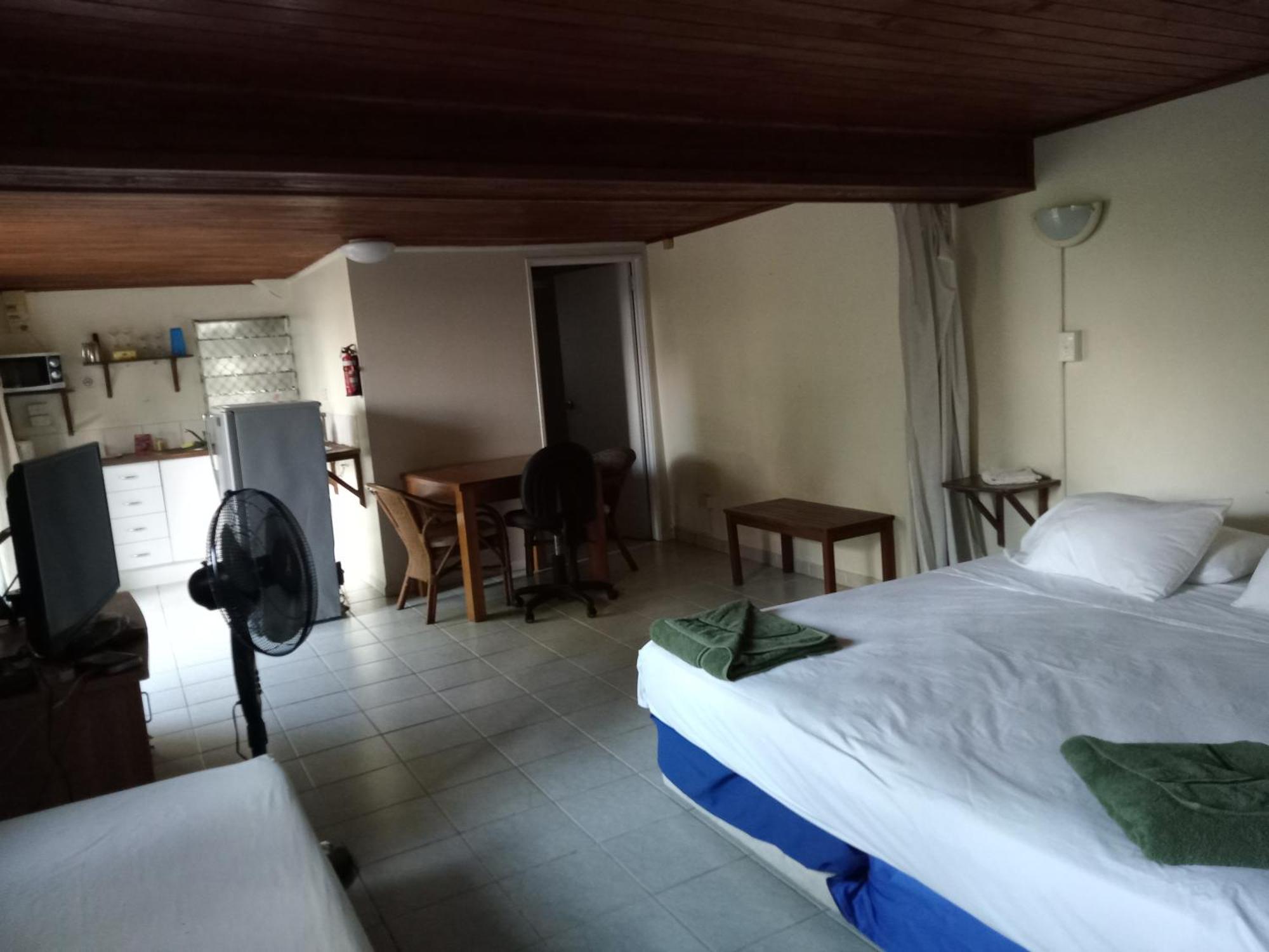 Seachange Lodge Port Vila Exteriér fotografie